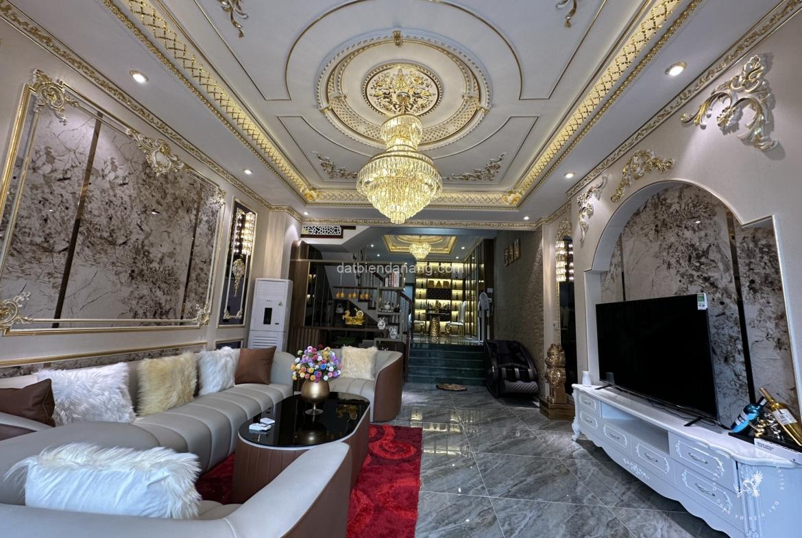 Siêu phẩm nhà 3 tầng đường 10.5m Bùi Trang Chước - Hoà Xuân.