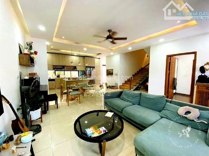 Mua Bán Bất Động Sản, Nhà Đất, Khách Sạn, Đất Nền Tại Đất Biển Đà Nẵng