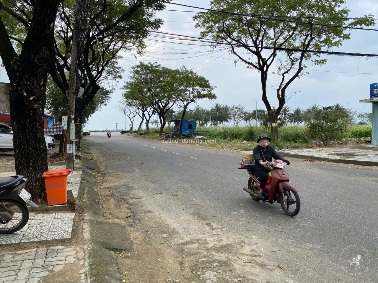 z6758188438484 1ad112d4309196d4514cd31cc5328732 - datbiendanang