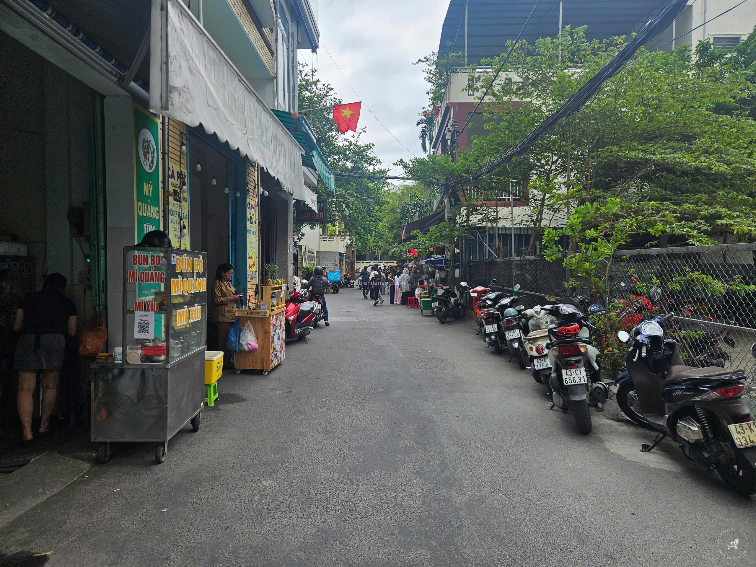 z6758301096716 1696ed01769823f6254f50ee7d90d9db - datbiendanang