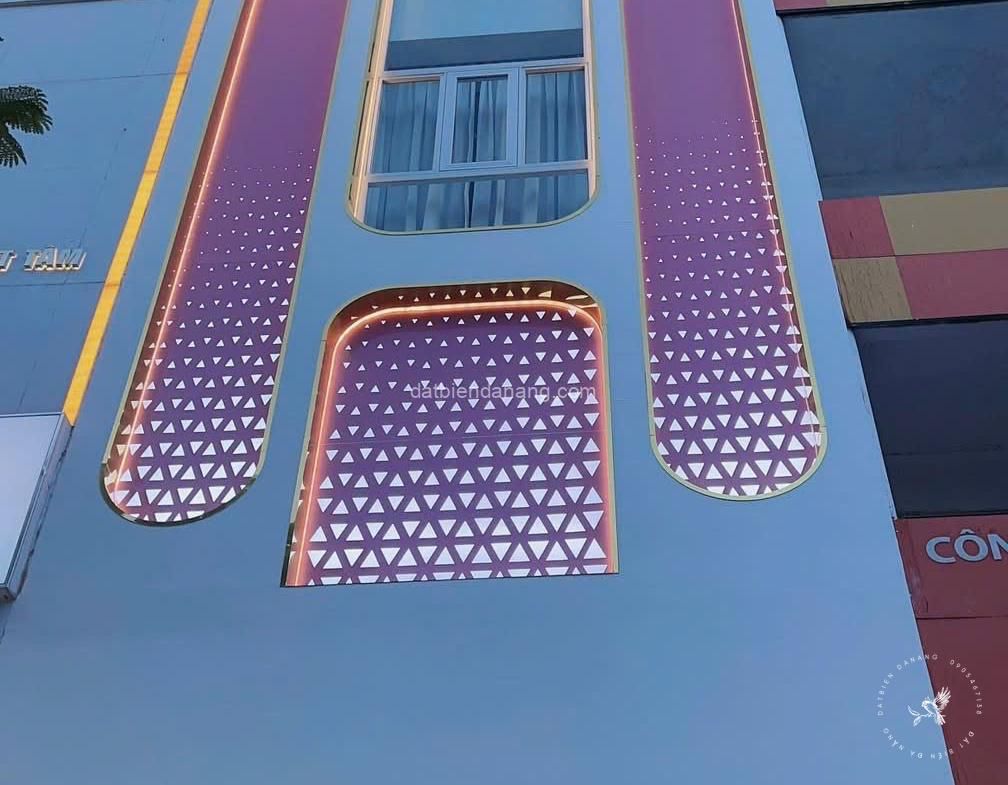 z6778562232891 916c5b43618e20cd32236fc32f0bfff5 - datbiendanang