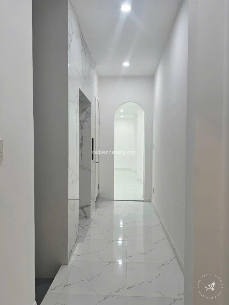 z6778562233818 abd5f45e3bb7138506fe7c295fc43da9 - datbiendanang