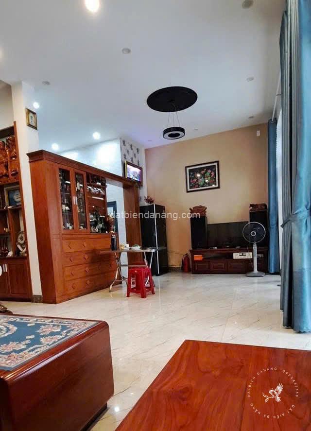 z6819630357538 2dbf345142a3fa66d17b6abfe78be51b - datbiendanang