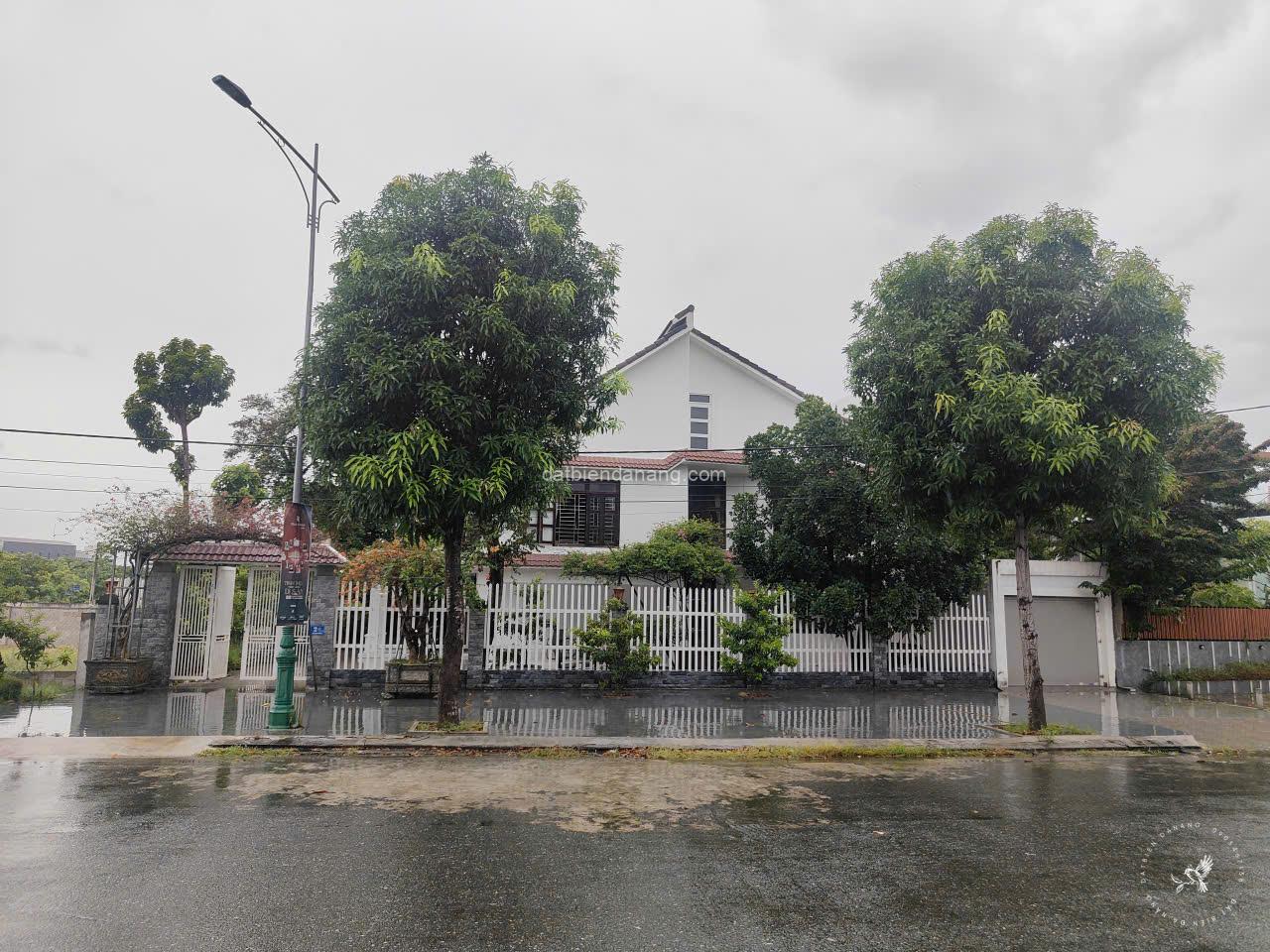 z6949277478518 da137b356ec960d1254cb3bba4432e40 - datbiendanang
