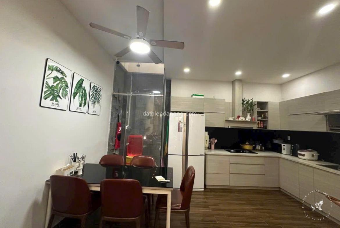 z6956699359718 05772fde4f81fcdc87d1942cf147315a - datbiendanang