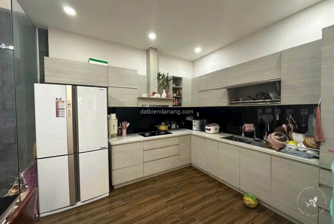 z6956699370357 485e36a21b58b08b855b952e594592b2 - datbiendanang