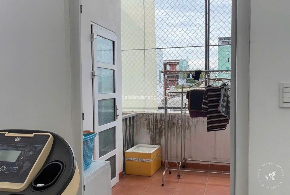 z6956699405016 68bb2d2bd35bd44cd18713a1f1c2ba2a - datbiendanang