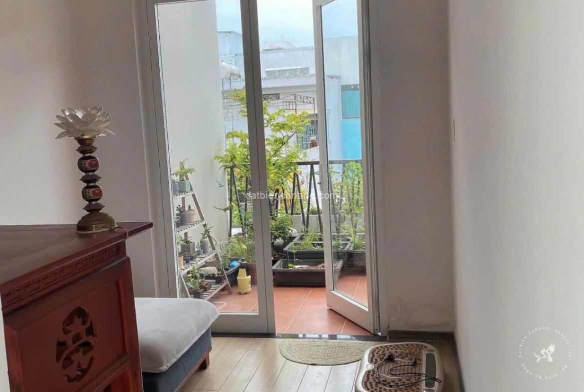 z6956699413706 5fcda37ee9235fcef804f95b64a54dd6 - datbiendanang