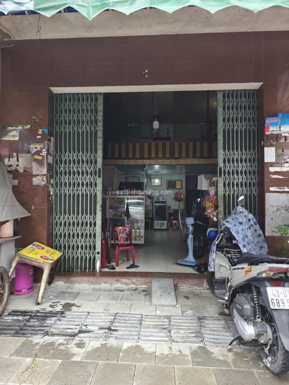 z6988705096496 4a846a40446321faf76f9027d9a8af12 - datbiendanang
